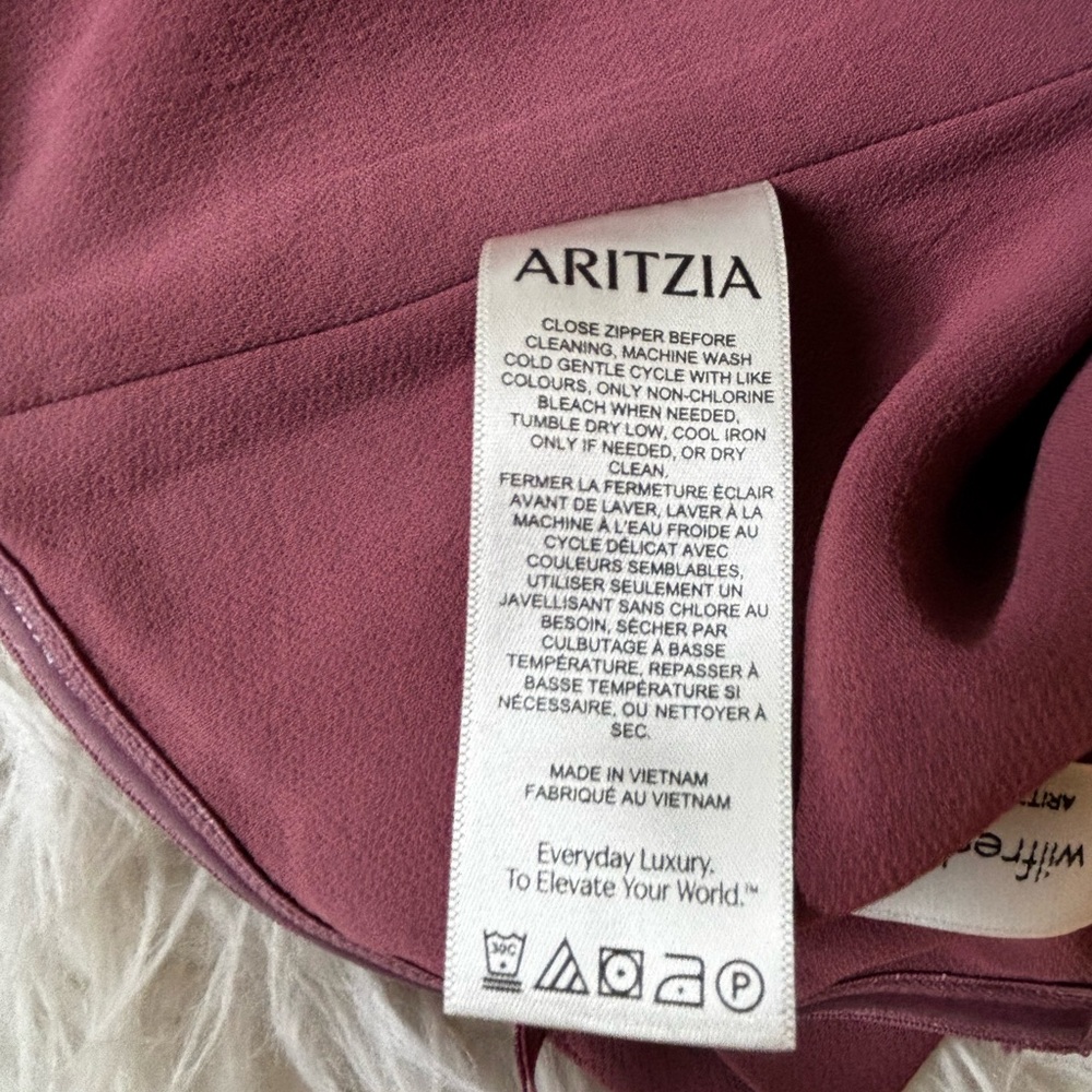 Aritzia Strapless Peplum Top in Mauve - Picture 14 of 14